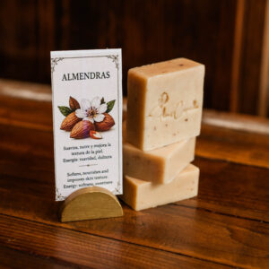 Jabón artesanal con Almendras